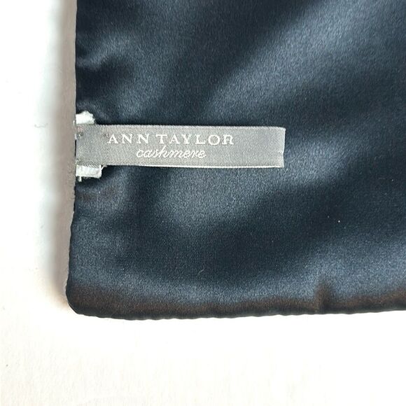 Ann Taylor Long Cashmere Doubled Zebra Print Scarf Silk Lining - Picture 8 of 8